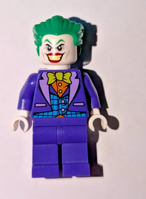 LEGO The Joker Minifigure dim017 Medium Azure Vest, Lime  DC Super Heroes Batman