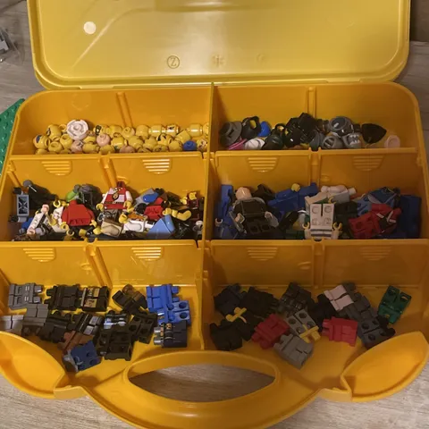 LEGO LOT OF MINIFIGURES  PARTS  PIECES  ACCESSORIES—- Case Included