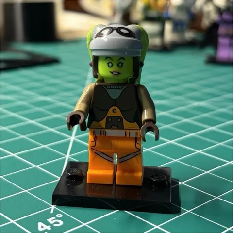 LEGO Star Wars Minifigure Hera Syndulla Tan Arms