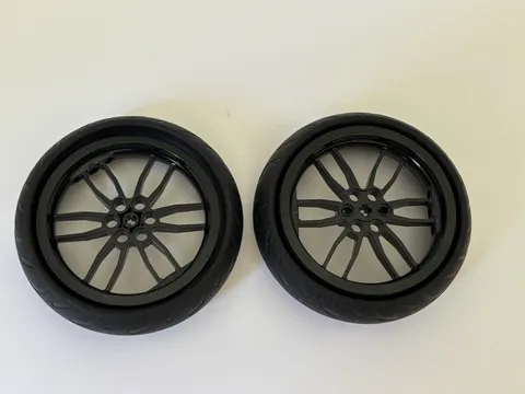 LEGO 88517 XL Smooth Tires & Wheels technic bike bicycle motorcycle Lot of 2
