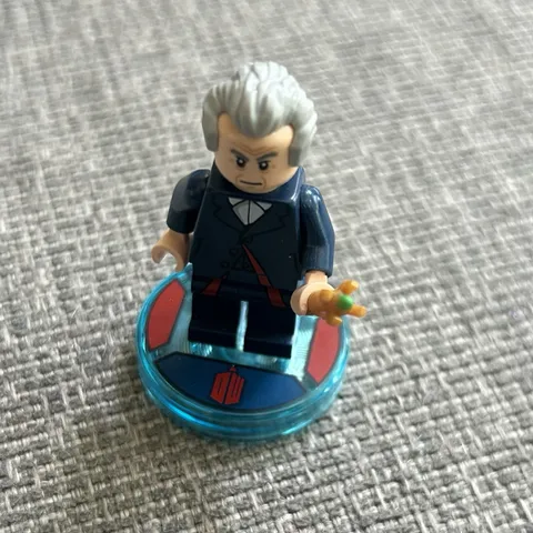LEGO Dimensions Doctor Who Minifigure w/ Sonic Screwdriver & NFC Tag Base Level