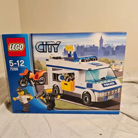LEGO City Police Set 7286 Prisoner Transport COMPLETE