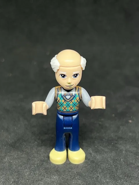 LEGO Friends Minifigure MARCEL  frnd410  #41444 Heartlake City Organic Cafe A1