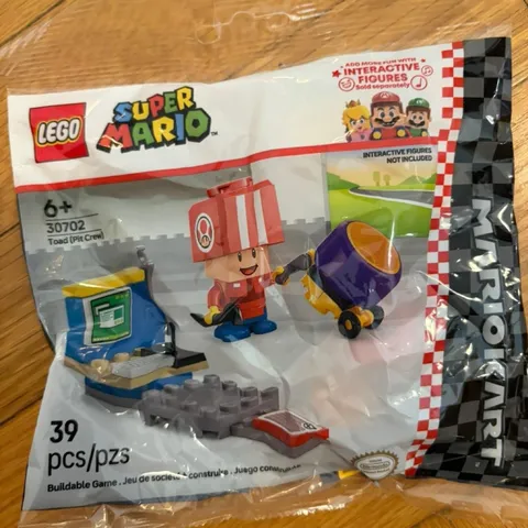 LEGO Mario Kart Toad pit crew polybag