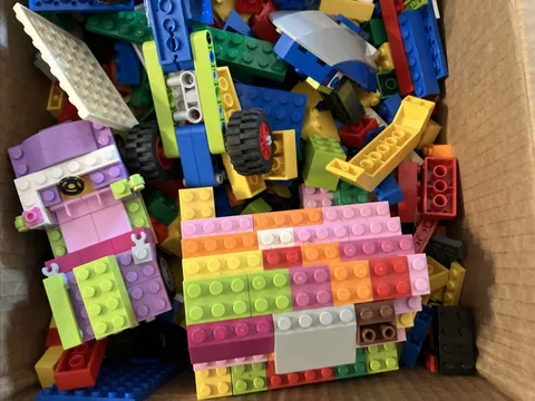 Lego Mixed Building Bricks Lot Assorted Colors Size 4lbs