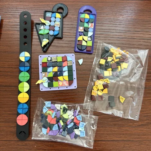 LEGO DOTS Hogwarts Accessories Pack 41808, Harry Potter Themed Lot