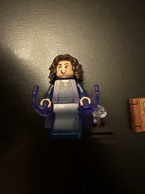Lego Agatha Harkness Minifigure Marvel Collectible Series 2 71039