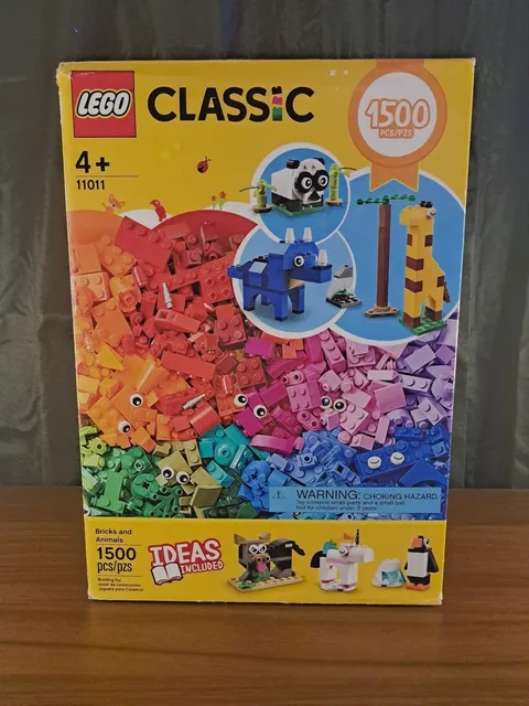 LEGO Classics Bricks and Animals 1500 Piece Retired Set Brand New Unopened
