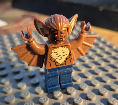 LEGO Super Heroes Man-Bat Minifigure DC Comics Batman 70905 76011 sh086