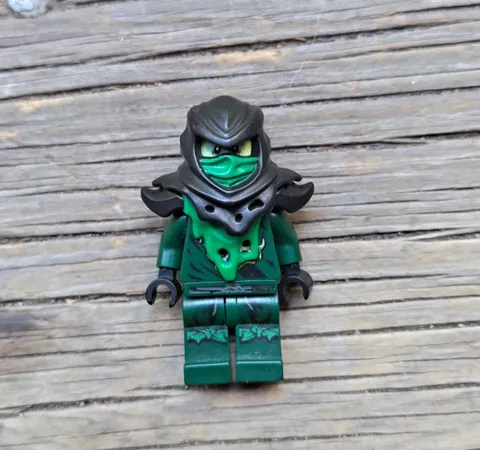 Lego Ninjago Possession 70732 Evil Green Ninja Minifigure Read 