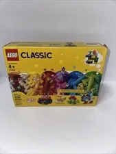 NEW Lego Basic Brick Set 11002 Classic Minifigure Building Set