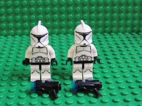 Lot 2 LEGO Star Wars sw0910 Clone Trooper Printed Legs Minifigures 75206 PC100
