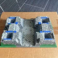 LEGO 30271pb01 Raised 3D Baseplate 32x48 8781 Knights Kingdom