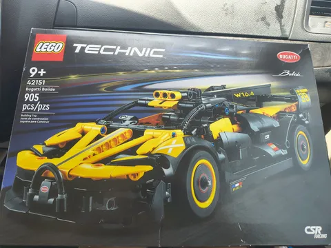 LEGO Technic Bugatti Bolide 42151 Racing Car Building Set 905 Pcs New Sealed