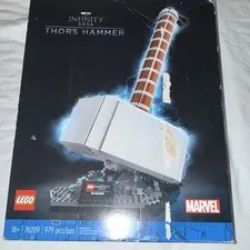 LEGO Marvel Infinity Saga Thor's Hammer 76209 979pcs 18+ Display Stand