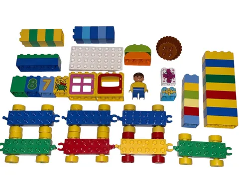 47 Pieces Starter Lot LEGO DUPLO BUILDING BLOCKS BRICKS Cars  Windows Minifigure