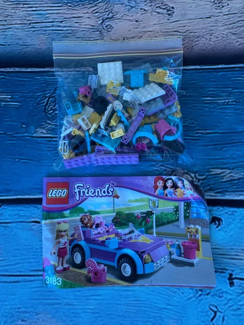 LEGO FRIENDS: Stephanie's Cool Convertible (3183) 100% complete