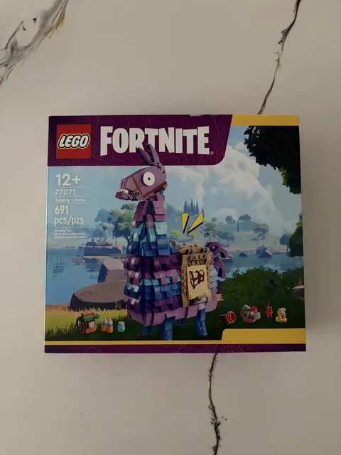 LEGO Fortnite Supply Llama 77071 Set 691 pcs Ages 12+ Brick Separator