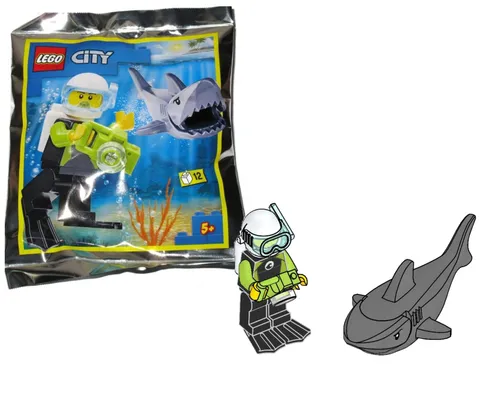 LEGO City Minifigure - Male Diver in Wetsuit (with Camera, Fish, and Sea...
