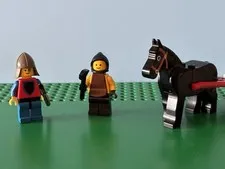 Lego CAS089 And CAS108 From Set Castle 6040 Blacksmith Shop