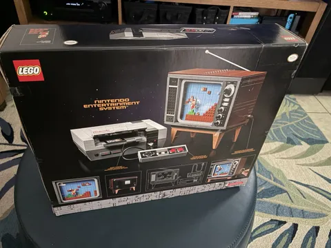 🔥 New In Sealed Box - Lego Nintendo 71374 NES Retired Set 🔥
