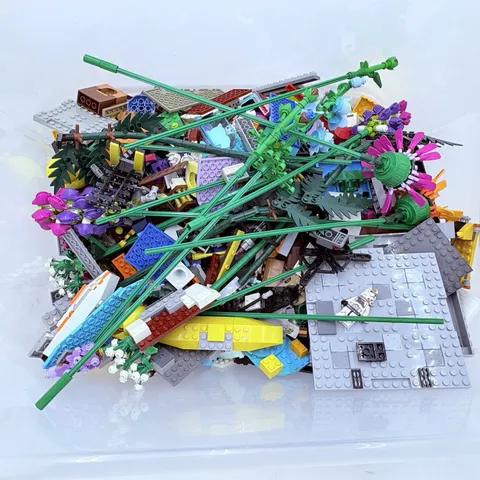 Lego mixed lot 8 Pounds
