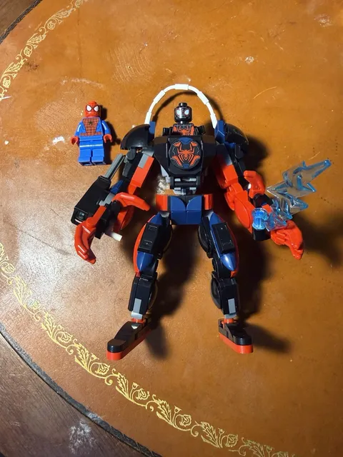 76337 LEGO Miles Morales Mech vs. Spider-Man 2099 What’s Pictured Only