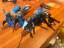 (7914) Mandalorian Battle Pack 2011 w/box and instructions Figures: Madalorian