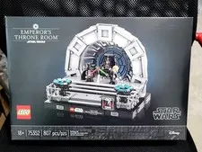RETIRED 2023 LEGO Star Wars Emperor's Throne Room Diorama #75352 - SEALED NEW