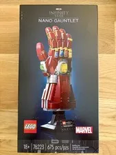 RETIRED LEGO Marvel Nano Gauntlet Iron Man Model with Infinity Stones 76223 NEW