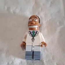 LEGO The Simpsons Dr. Hibbert Minifigure White Lab Coat Green Tie Black Hair