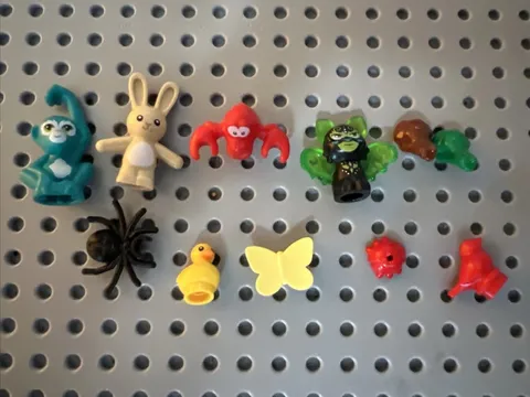 LEGO Spider Frog Crab Bunny Duck Butterfly Monkey 11pc Lot
