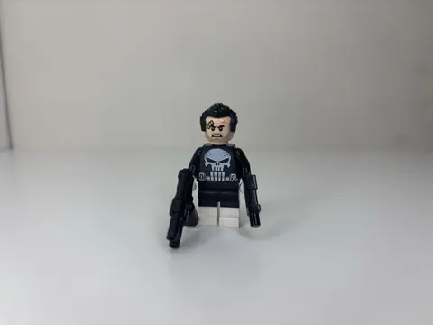 LEGO Punisher Minifigure - 76178 Spider-Man / Marvel - Daily Bugle ***NEW***