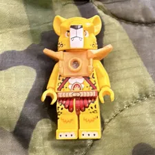 Lego Chima Lundor no Weapen or fire stud