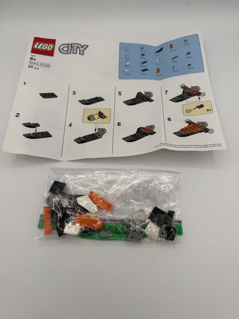 LEGO Brand Store Exclusive Build - City Space Shuttle - Rare set