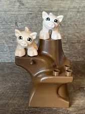 Just 2 Piglets In A Tree LEGO Duplo Plant Tree Trunk Base Baby Farm Animals CUTE