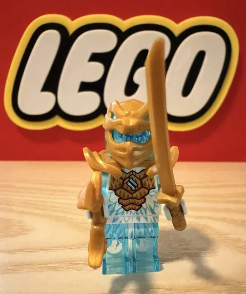 Lego Ninjago Zane Golden Dragon Minifigure With Accessories 