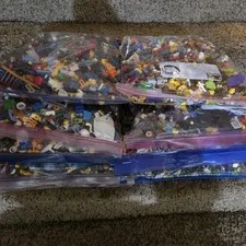 Lego Miscellaneous Minifigure Lot - 16 Pounds - Torsos Legs Heads Etc 