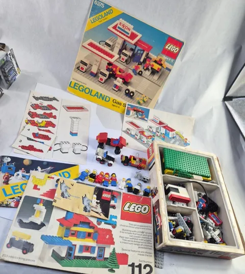 Vintage LEGO Manuals Lot Early 1980's, 6375, 112, & Minifigures, Spacemen ***