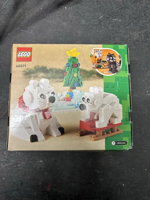 LEGO 40571 Wintertime Polar Bears Brand New in Sealed Box 