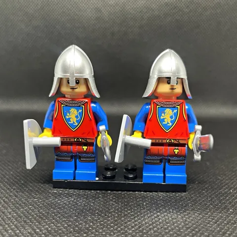 LEGO Castle Knights Minifigure Lot of 2 with Helmets Shields and Swords