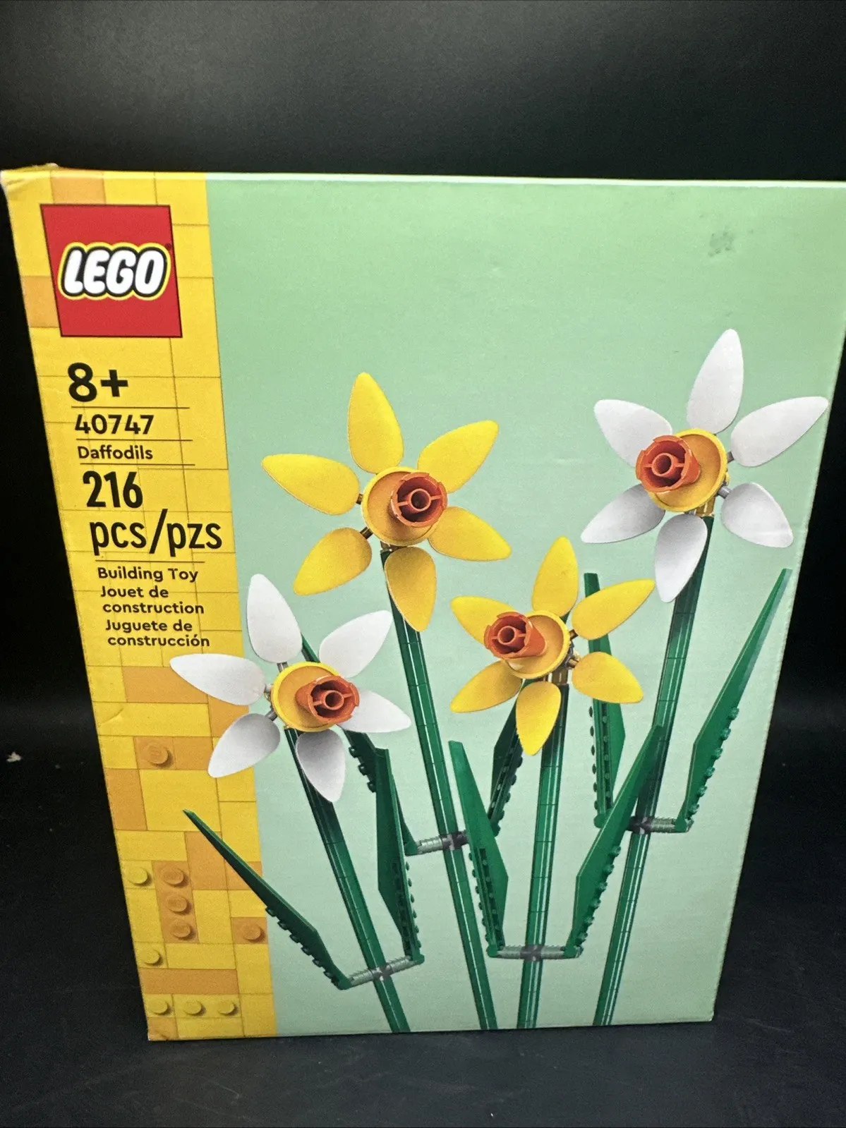 Lego Botanicals: Daffodils Set 40747 Factory Sealed 216 pieces