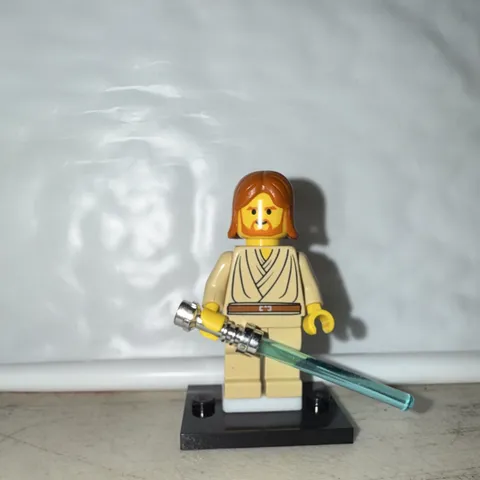 LEGO Star Wars Obi-Wan Kenobi Minifigure w/ Blue Lightsaber sw055a