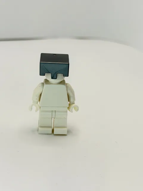 Lego Minifigure Minecraft Headgear Helmet Rectangular Flat Silver 19730