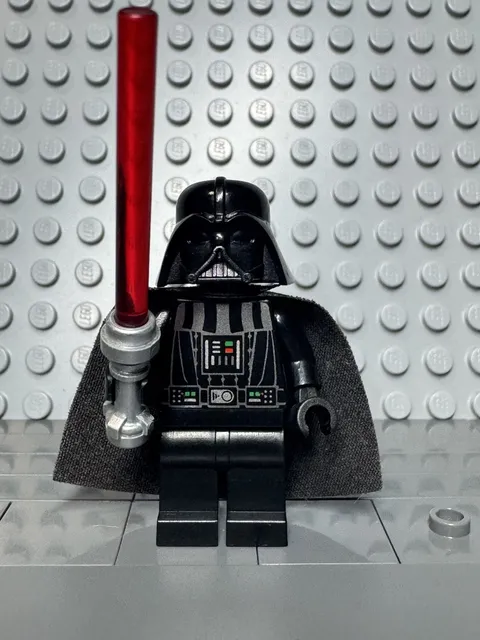 LEGO Star Wars  Darth Vader minifigure white pupils ( 10212, 7965, 10221 )