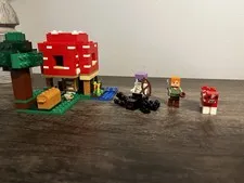 LEGO Minecraft The Mushroom House 21179 Alex Minifigure Set Age 8+