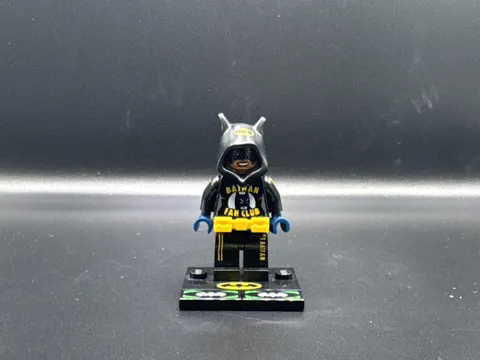 LEGO MINIFIGURE THE LEGO BATMAN MOVIE SERIES 2  BAT-MERCH BATGIRL COLTLBM35