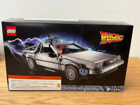 LEGO Back to the Future Time Machine 10300 DeLorean Car Set –1872 Pcs New Sealed
