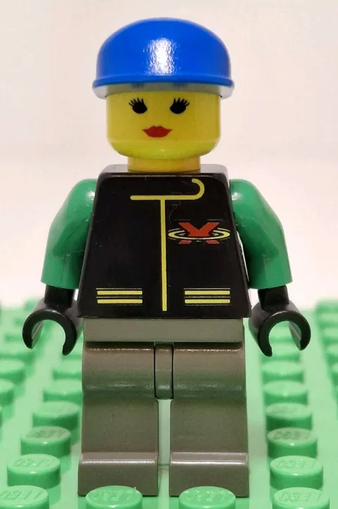 Lego Extreme Team Dark Gray Legs Female Minifigure Eyelashes Red Lips Pattern