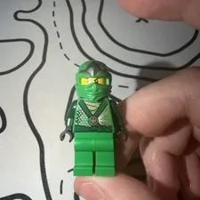 LEGO Ninjago Rebooted Lloyd ZX Hood (njo0213)